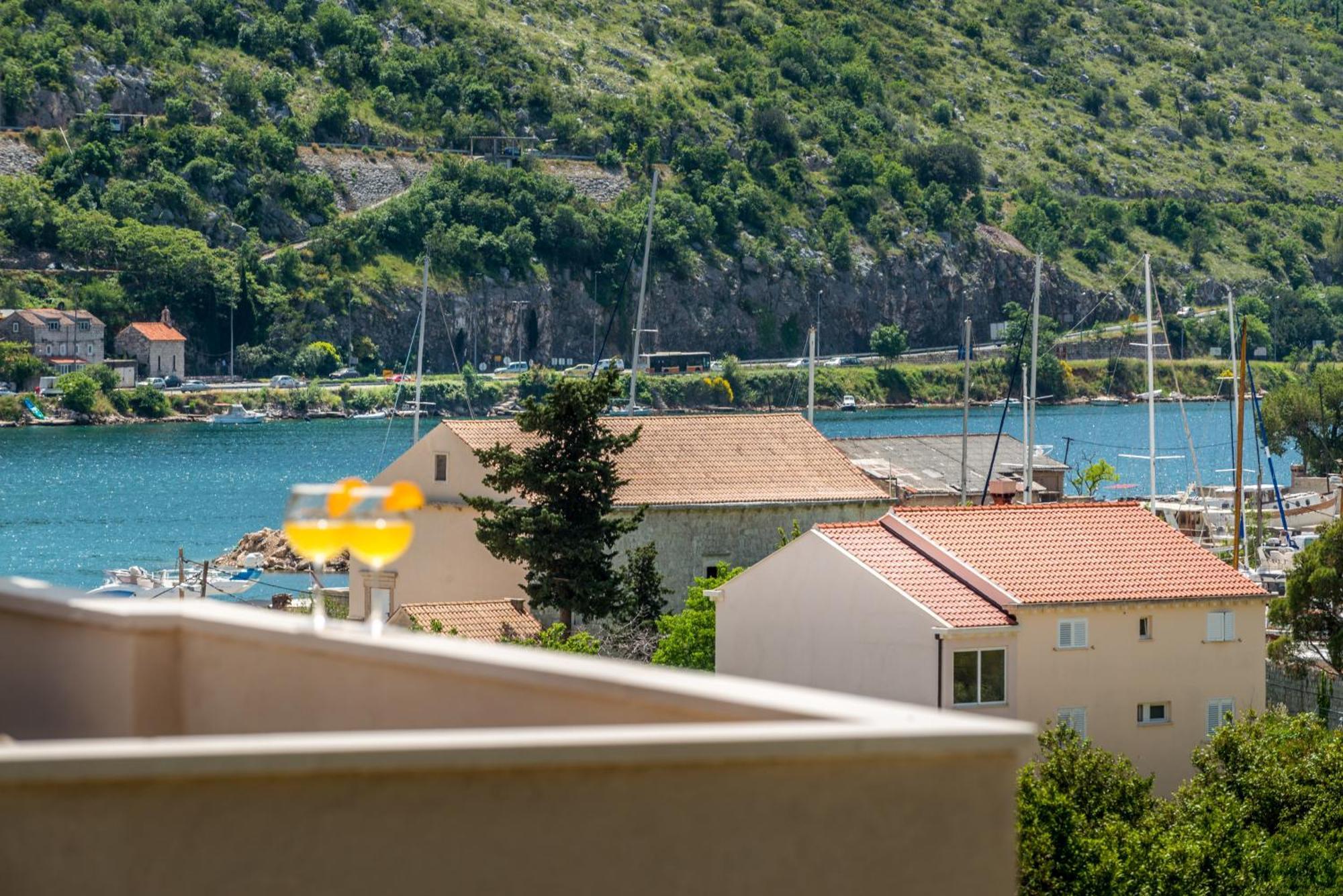 Apartments Du Lux Mokošica Exteriör bild